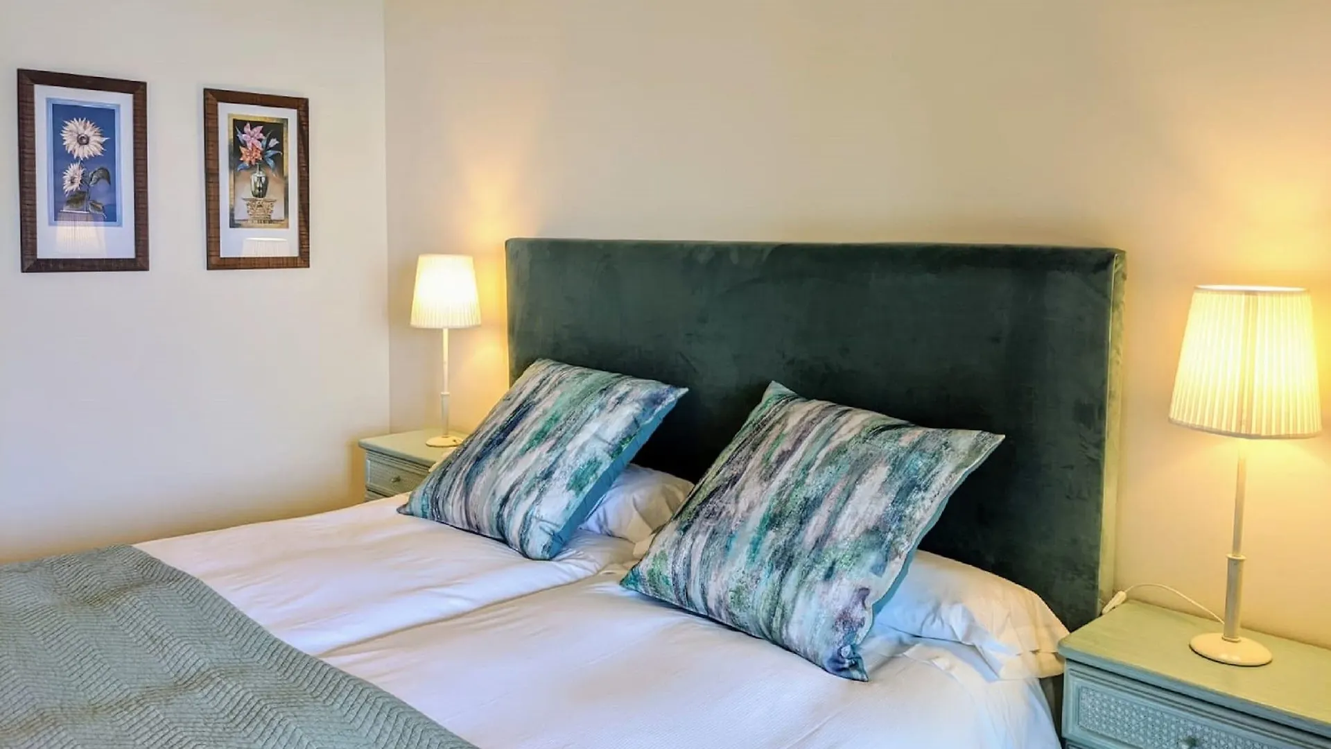 Coral Beach Marbella 4*,